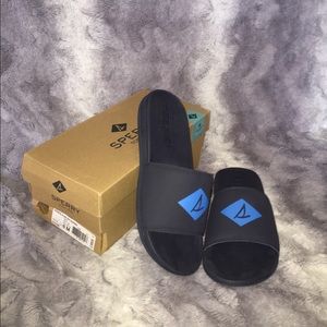Men’s new Sperry’s sandals in box!